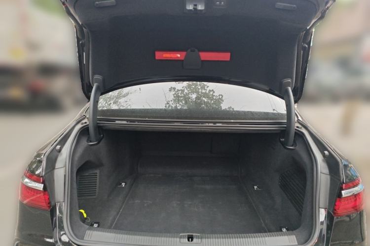 Used Audi A8 2019 Plus A8L 50 TFSI quattro Comfort Model Trunk