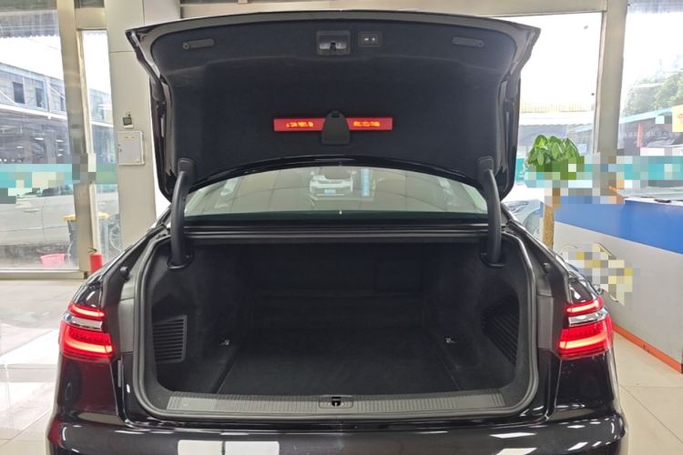 Used Audi A8 2019 Plus A8L 50 TFSI quattro Comfort Model Trunk