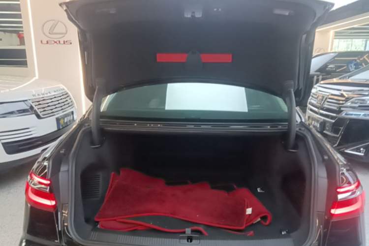 Used Audi A8 2019 Plus A8L 50 TFSI quattro Comfort Model Trunk