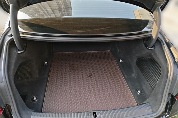 Used Audi A8 2019 Plus A8L 50 TFSI quattro Comfort Model Trunk