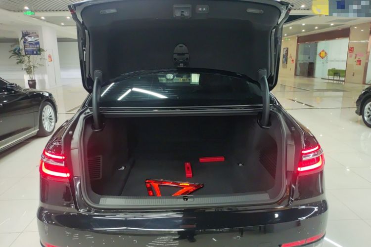 Used Audi A8 2019 Plus A8L 50 TFSI quattro Comfort Model Trunk