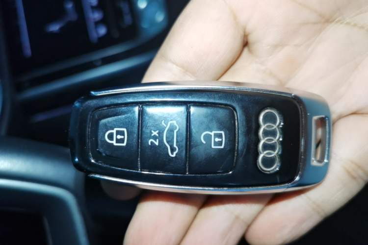 Used Audi A8 2019 Facelifted Plus A8L 50 TFSI quattro Comfort Version Vehicle Key