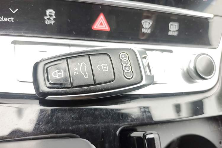 Used Audi A8 2019 Plus A8L 50 TFSI quattro Luxury Model Vehicle Key