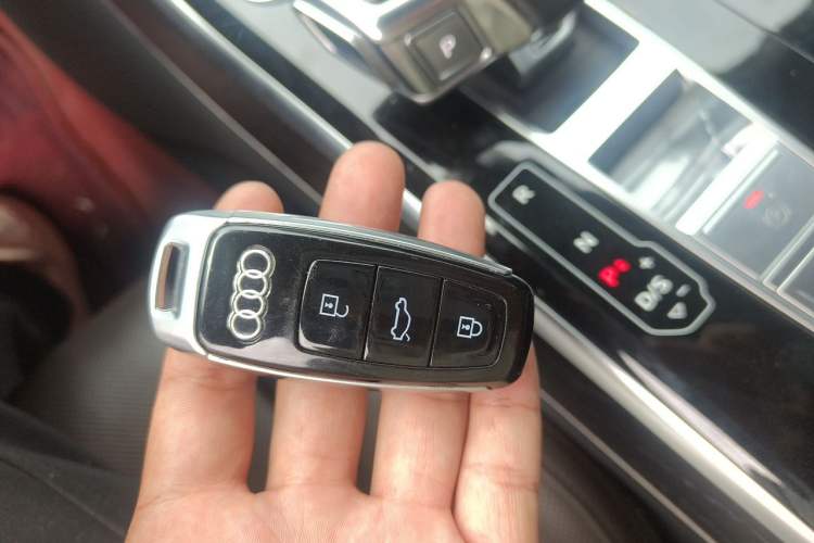 Used Audi A8 2019 Plus A8L 50 TFSI quattro Comfort Model Vehicle Key