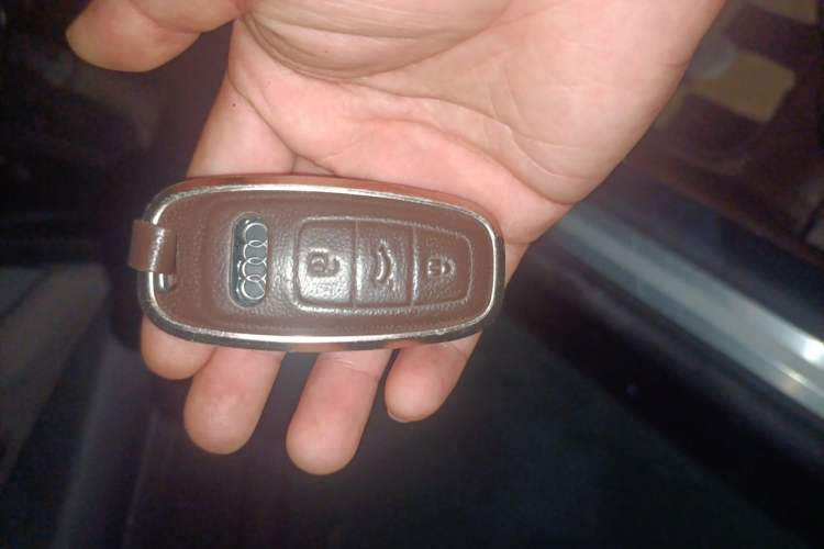 Used Audi A8 2019 A8L 50 TFSI quattro Comfort Model Vehicle Key