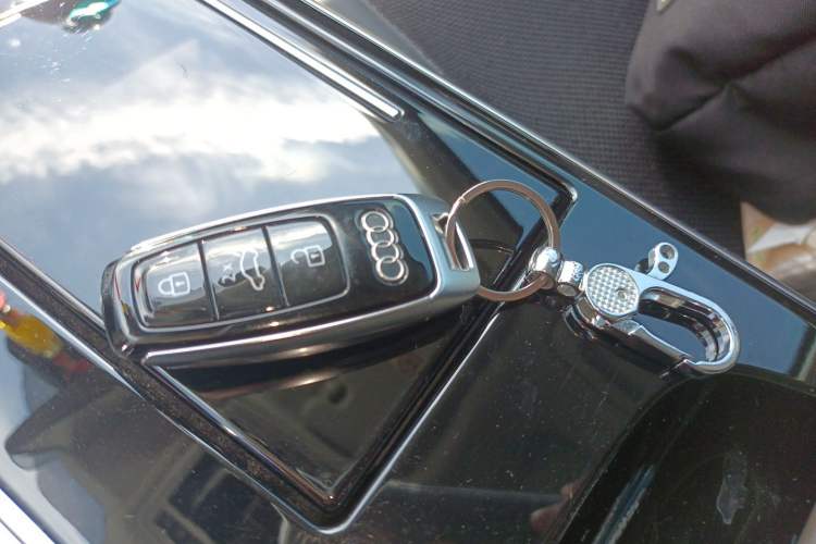 Used Audi A8 2019 Plus A8L 50 TFSI quattro Luxury Model Vehicle Key