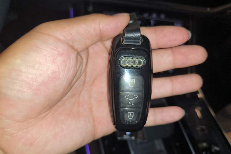 Used Audi A8 2019 Facelifted Plus A8L 50 TFSI quattro Comfort Version Vehicle Key