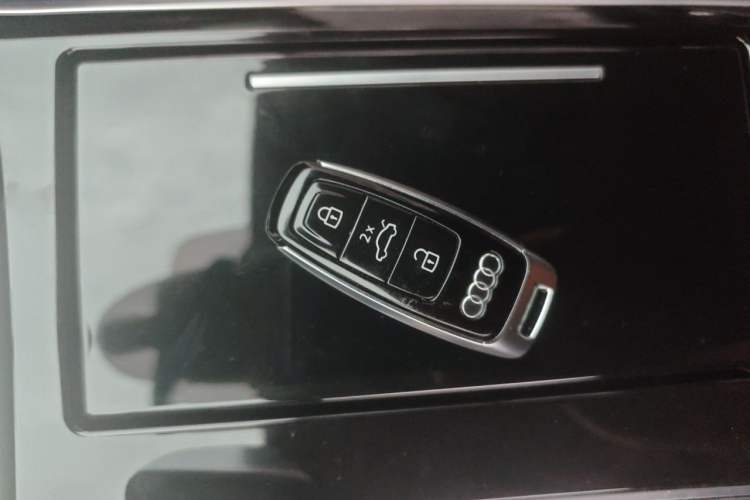 Used Audi A8 2019 A8L 50 TFSI quattro Comfort Model Vehicle Key