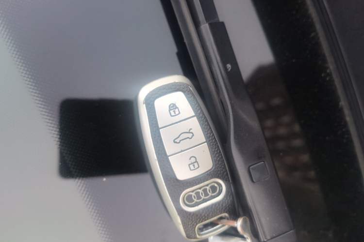 Used Audi A8 2019 Facelifted Plus A8L 50 TFSI quattro Luxury Edition Vehicle Key
