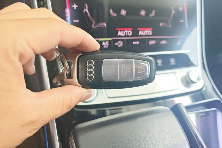 Used Audi A8 2019 A8L 50 TFSI quattro Comfort Model Vehicle Key