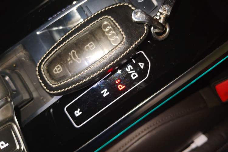 Used Audi A8 2019 Plus A8L 50 TFSI quattro Comfort Model Vehicle Key