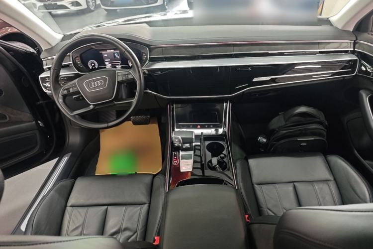 Used Audi A8 2019 Facelifted Plus A8L 50 TFSI quattro Comfort Version Center Console