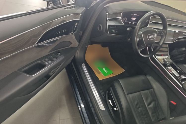 Used Audi A8 2019 Facelifted Plus A8L 50 TFSI quattro Comfort Version Driver Seat