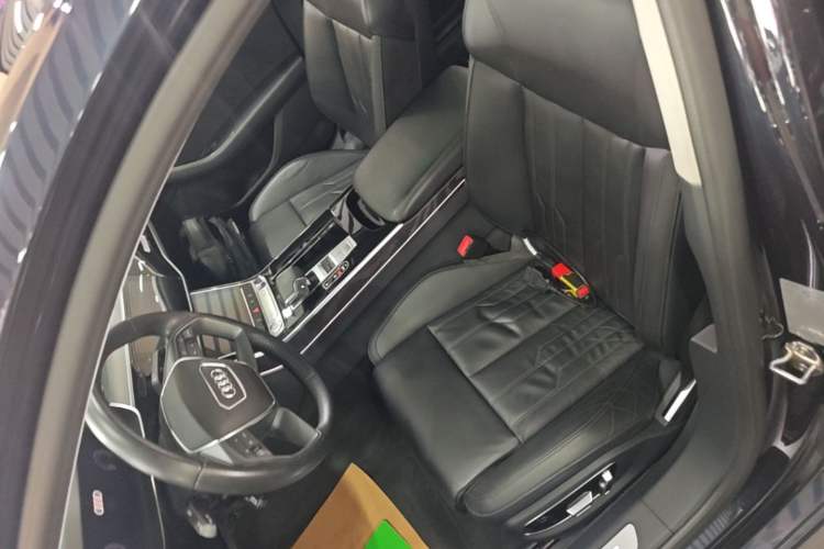 Used Audi A8 2019 Facelifted Plus A8L 50 TFSI quattro Comfort Version Left Front Seat