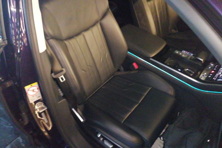 Used Audi A8 2019 A8L 50 TFSI quattro Comfort Model Right Front Seat