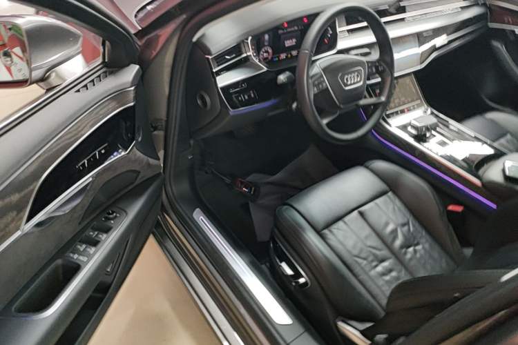 Used Audi A8 2019 Facelifted Plus A8L 50 TFSI quattro Comfort Version Driver Seat