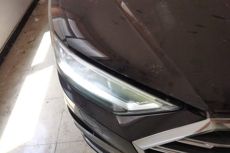Used Audi A8  Right Front Headlight