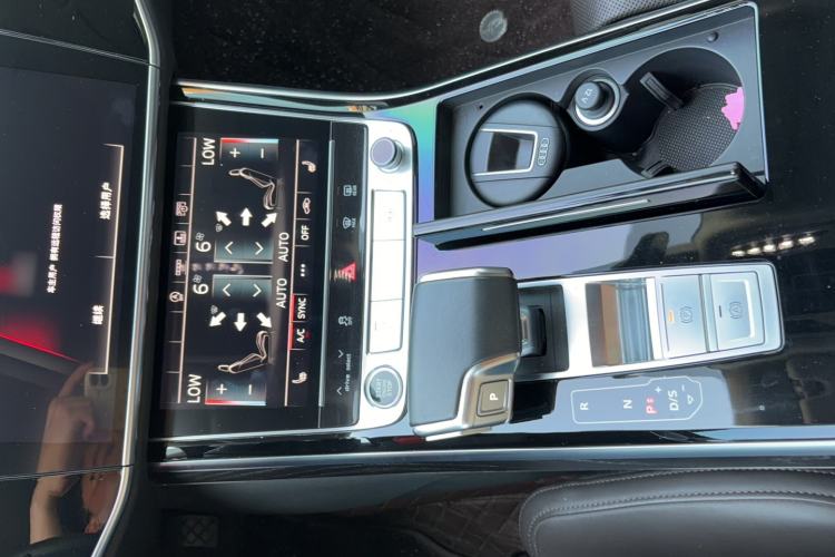 Used Audi A8 2021 A8L 50 TFSI quattro Comfort Model Audio And AC Panel