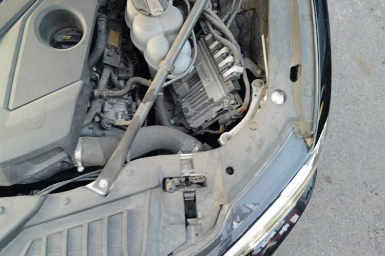 Used Audi A8 2021 A8L 55 TFSI quattro Luxury Model Engine Bay Left