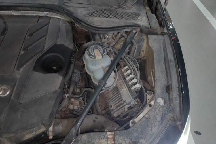 Used Audi A8 2021 A8L 50 TFSI quattro Comfort Model Engine Bay Left