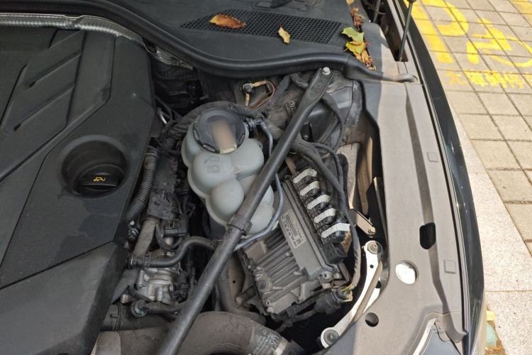 Used Audi A8 2021 A8L 50 TFSI quattro Comfort Model Engine Bay Left