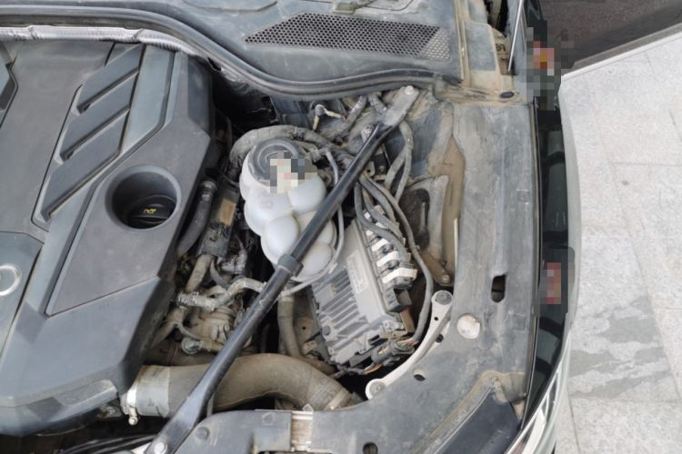 Used Audi A8 2021 A8L 50 TFSI quattro Comfort Model Engine Bay Left