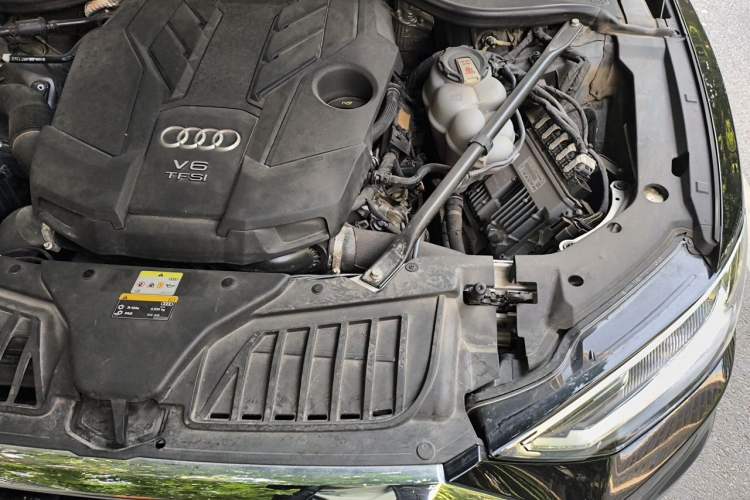 Used Audi A8 2021 A8L 50 TFSI quattro Comfort Model Engine Bay Left