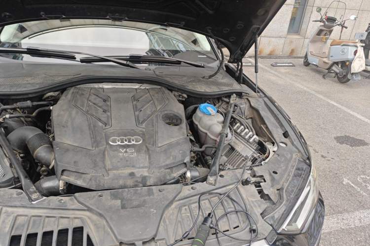 Used Audi A8 2021 A8L 50 TFSI quattro Comfort Model Engine Bay Left