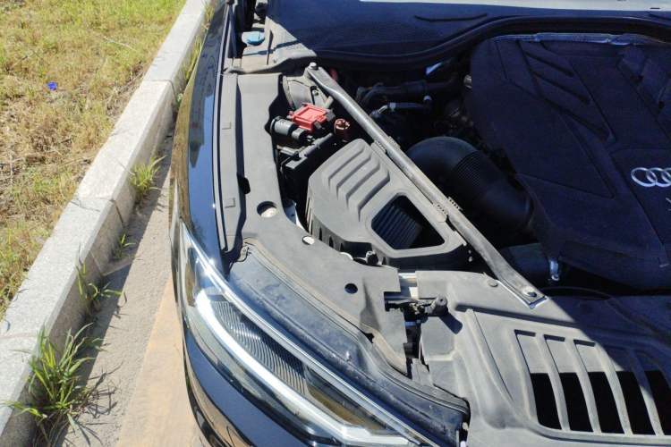 Used Audi A8 2021 A8L 50 TFSI quattro Comfort Model Engine Bay Right