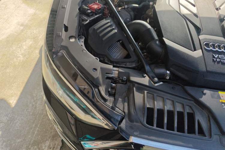Used Audi A8 2021 A8L 50 TFSI quattro Comfort Model Engine Bay Right