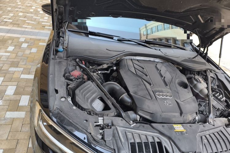 Used Audi A8 2021 A8L 50 TFSI quattro Comfort Model Engine Bay Right