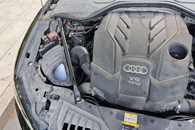 Used Audi A8 2021 A8L 50 TFSI quattro Comfort Model Engine Bay Right