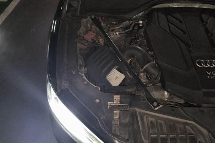 Used Audi A8 2021 A8L 50 TFSI quattro Comfort Model Engine Bay Right