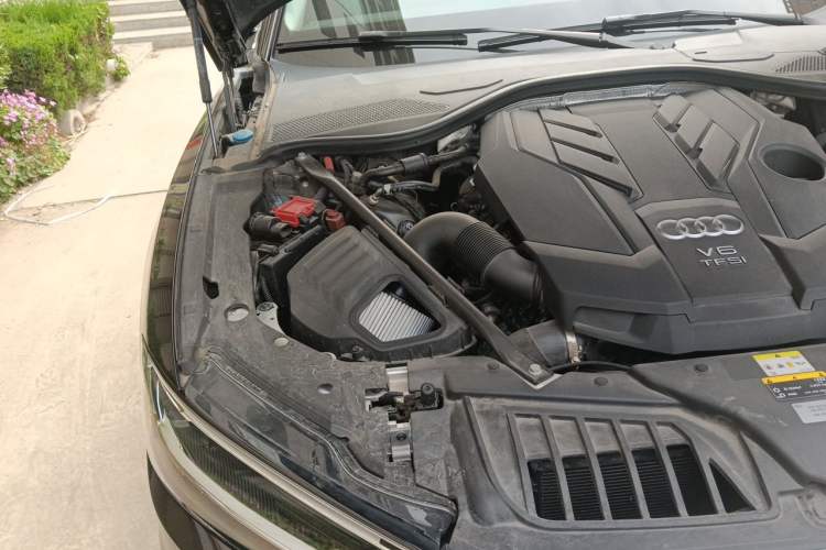 Used Audi A8 2021 A8L 55 TFSI quattro Luxury Model Engine Bay Right