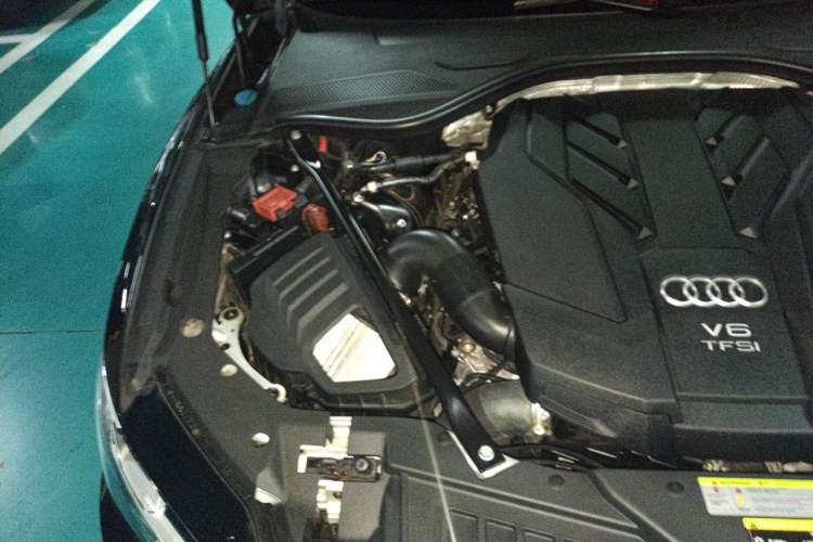 Used Audi A8 2021 A8L 55 TFSI quattro Luxury Model Engine Bay Right