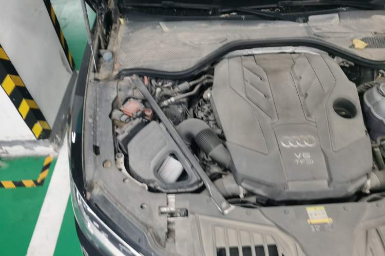Used Audi A8 2021 A8L 50 TFSI quattro Comfort Model Engine Bay Right