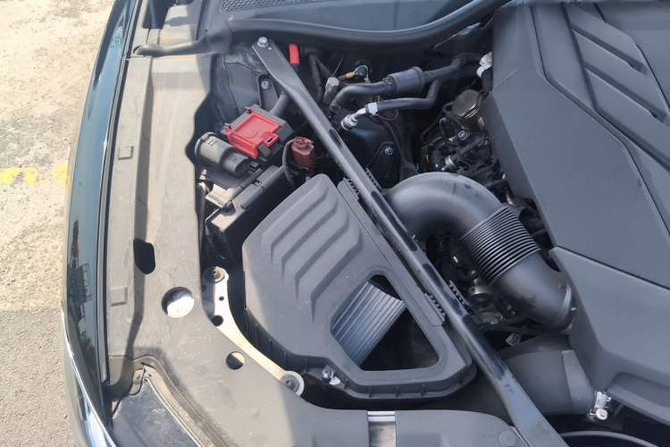 Used Audi A8 2021 A8L 50 TFSI quattro Comfort Model Engine Bay Right