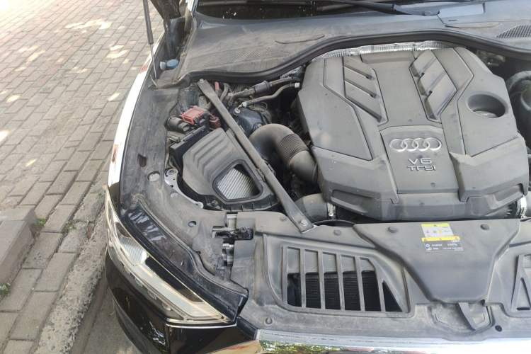 Used Audi A8 2021 A8L 50 TFSI quattro Luxury Model Engine Bay Right