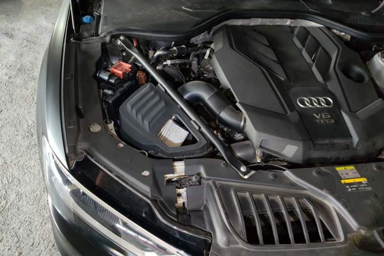 Used Audi A8 2021 A8L 50 TFSI quattro Comfort Model Engine Bay Right