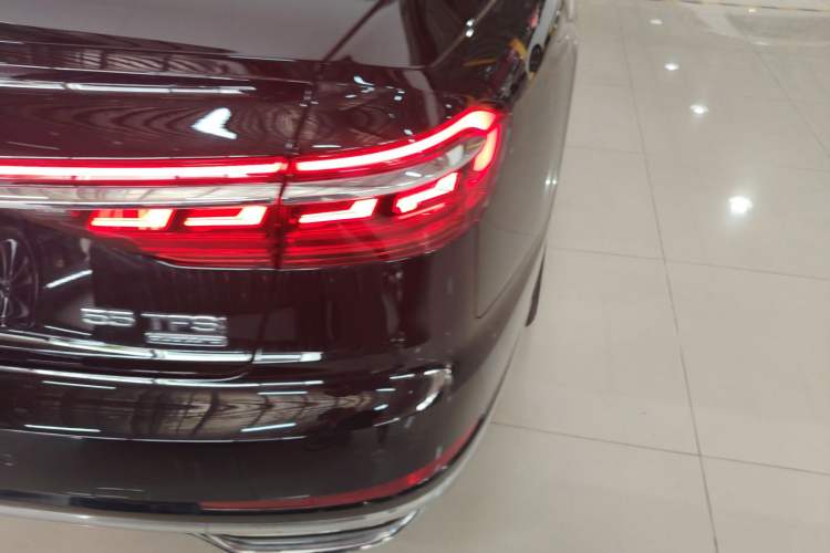 Used Audi A8 2021 A8L 55 TFSI quattro Luxury Model Exterior 3