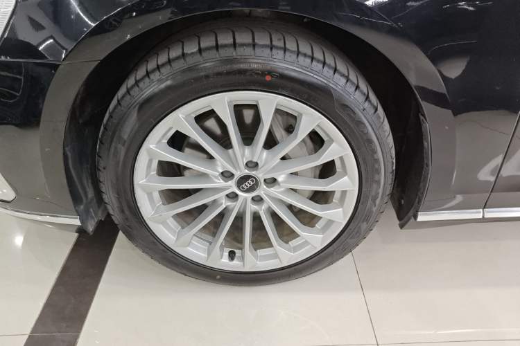 Used Audi A8 2021 A8L 50 TFSI quattro Comfort Model Exterior 4