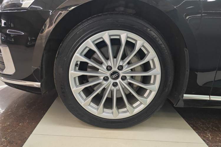 Used Audi A8 2021 A8L 50 TFSI quattro Comfort Model Exterior 4