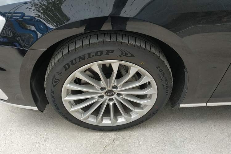 Used Audi A8 2021 A8L 50 TFSI quattro Comfort Model Exterior 4