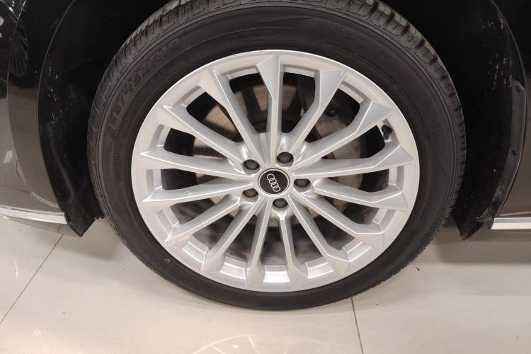 Used Audi A8 2021 A8L 50 TFSI quattro Comfort Model Exterior 4