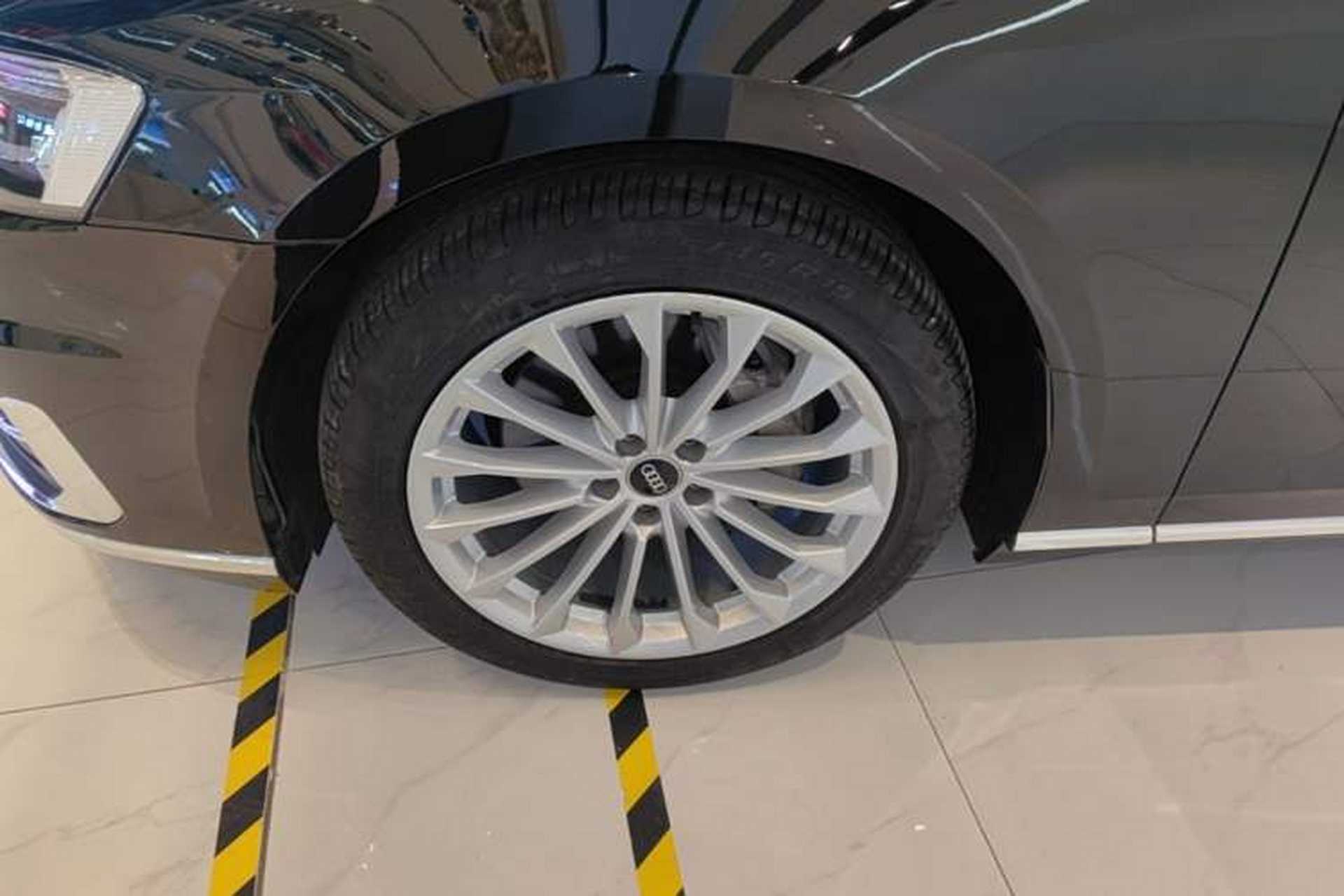 Used Audi A8 2021 A8L 50 TFSI quattro Comfort Model Exterior 4
