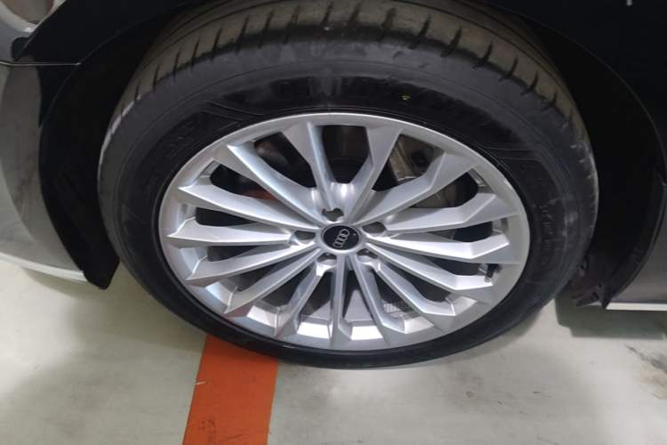 Used Audi A8 2021 A8L 50 TFSI quattro Comfort Model Exterior 4