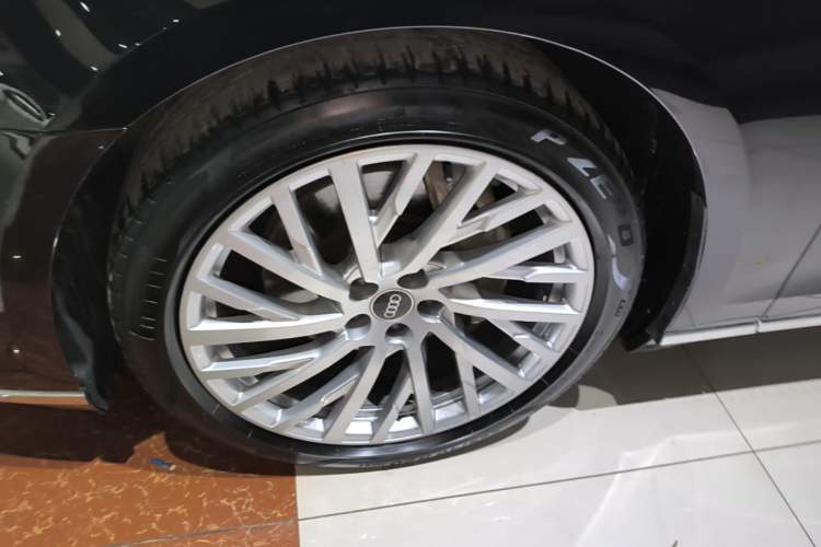Used Audi A8 2021 A8L 50 TFSI quattro Comfort Model Exterior 4