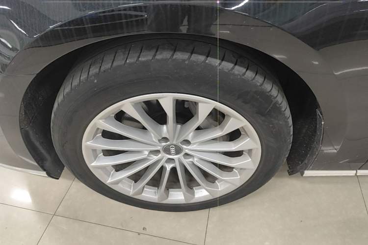 Used Audi A8 2021 A8L 50 TFSI quattro Comfort Model Exterior 4