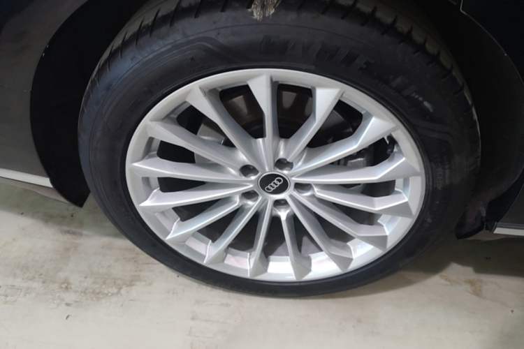 Used Audi A8 2021 A8L 50 TFSI quattro Comfort Model Exterior 5