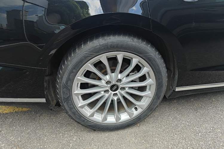 Used Audi A8 2021 A8L 50 TFSI quattro Comfort Model Exterior 5